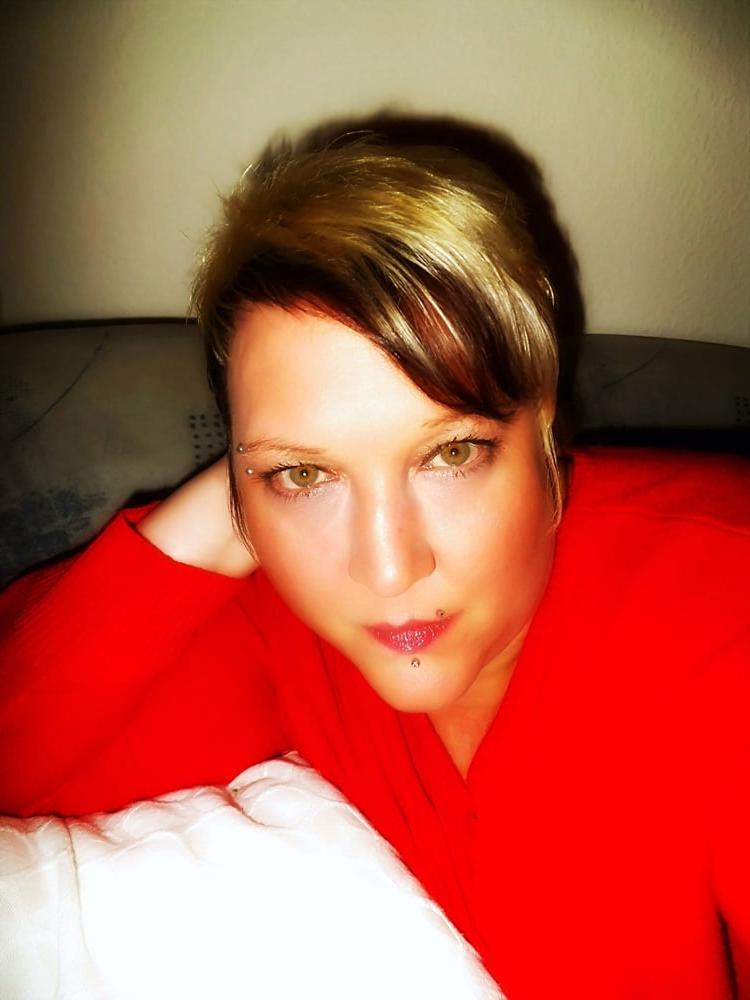 25P Old Pics from me the Hot Mom