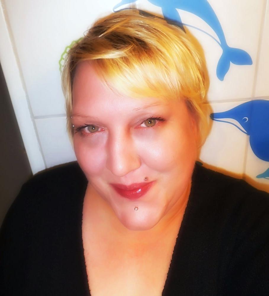 25P Old Pics from me the Hot Mom