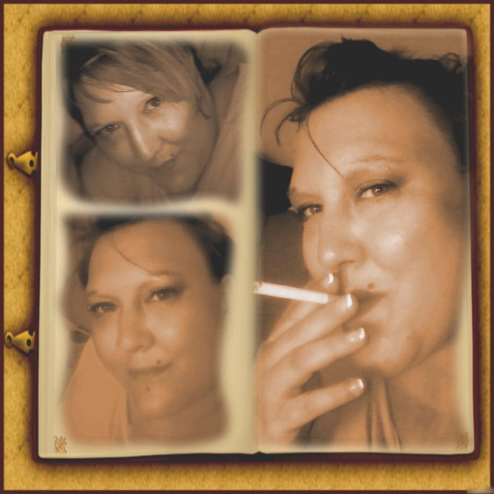 25P Old Pics from me the Hot Mom