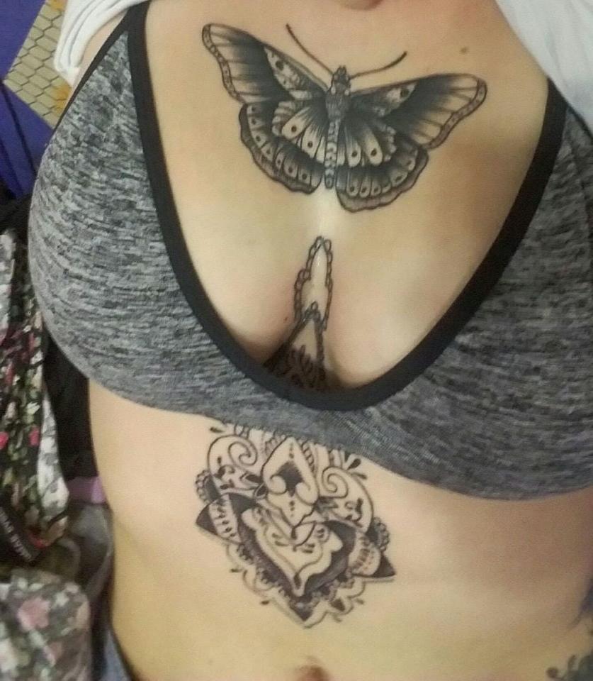 8P Yoli! Big Boobs and Tatooed Girl!