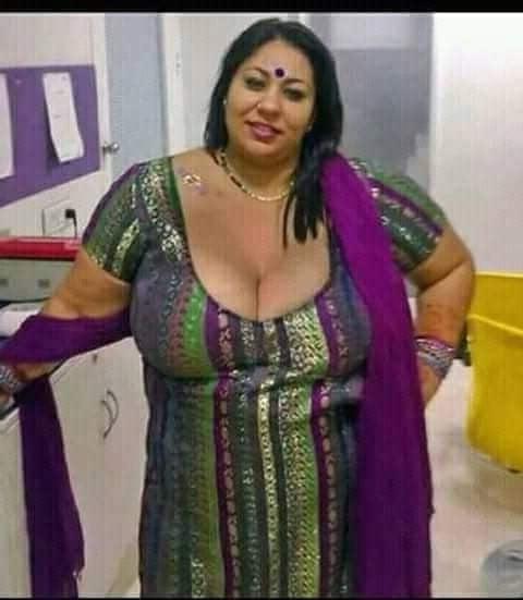 25P Milf Mom