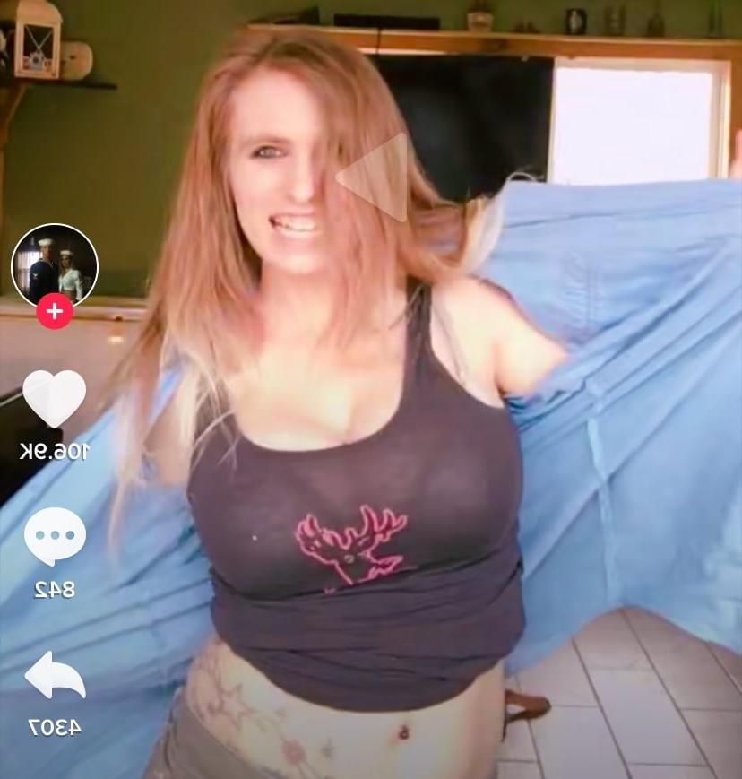 23P Big Boobs Big Tits Milf