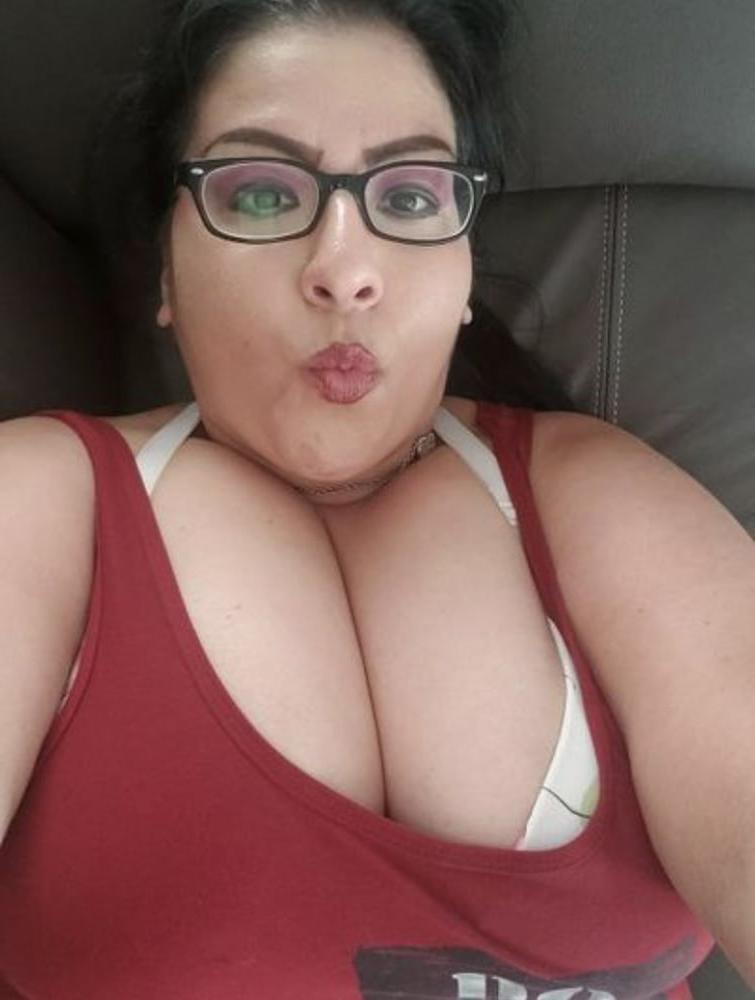23P Big Boobs Big Tits Milf