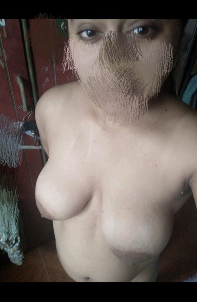 20P Big boobs curvy indian gf with plumpy hairy pussy