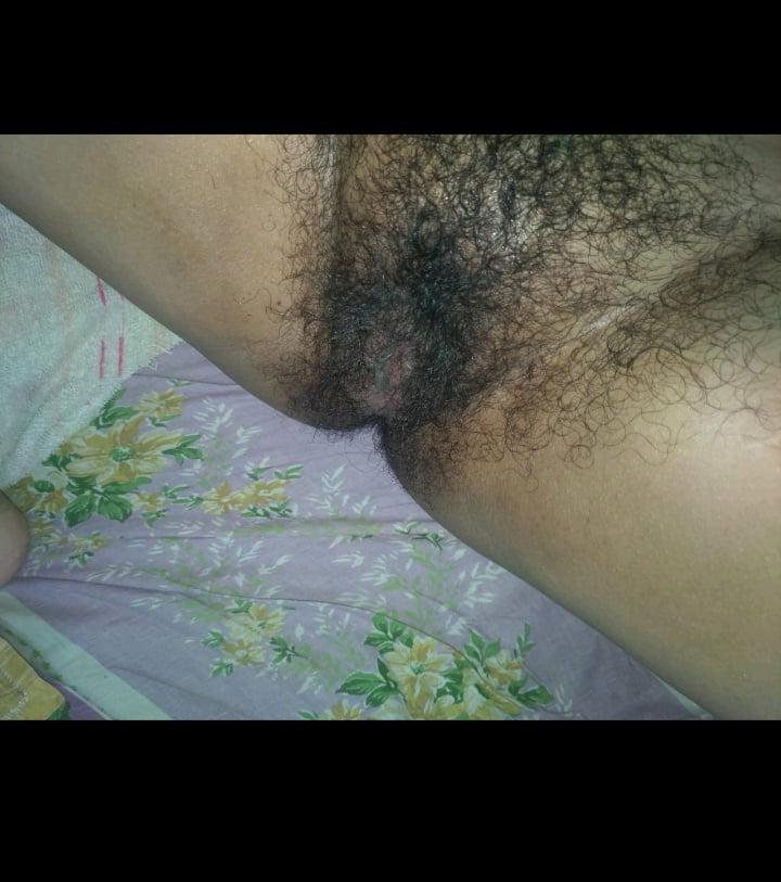 20P Big boobs curvy indian gf with plumpy hairy pussy