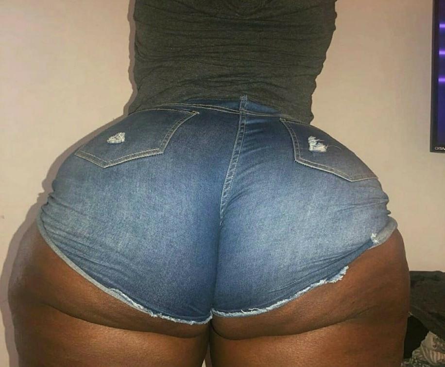 6P Booty on Herrr 25