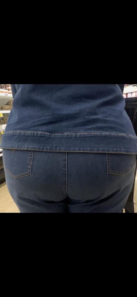 9P Clueless Granny fat ass booty jeans