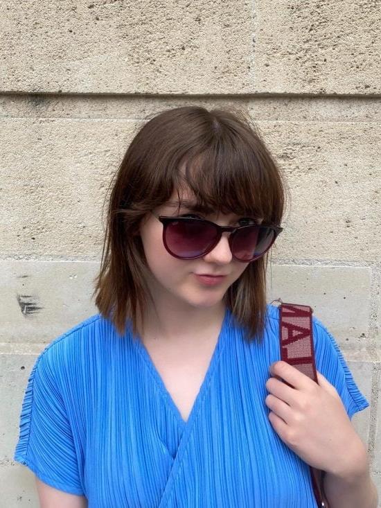25P Cum to Maisie Williams 08