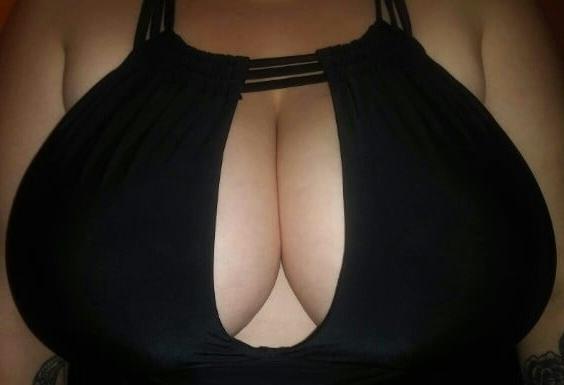 25P Fuck These Tits and Cum on Them