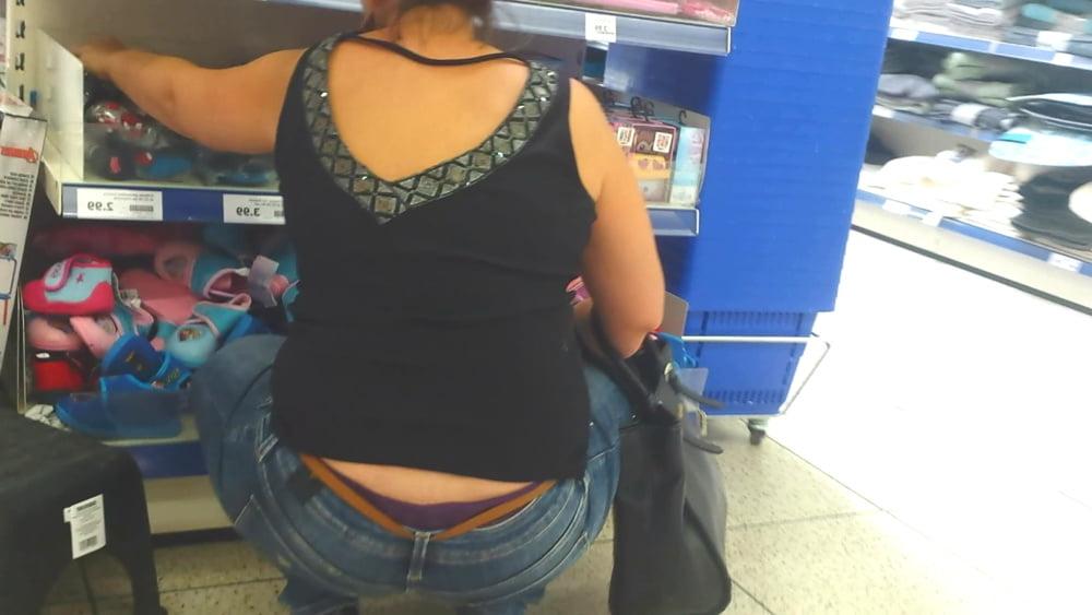 6P hot mom big boobs cleavage vpl high heels beautiful girl