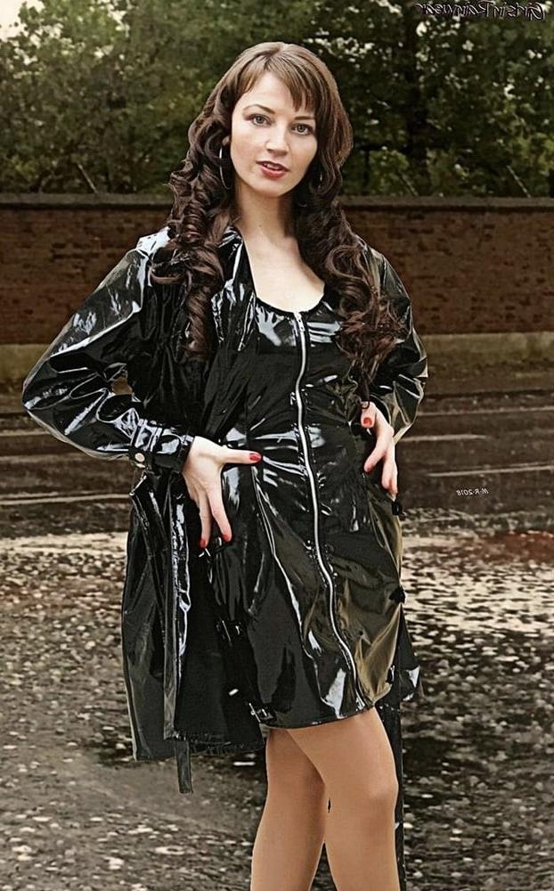25P Forecast is for heavy cum showers... Raincoat required