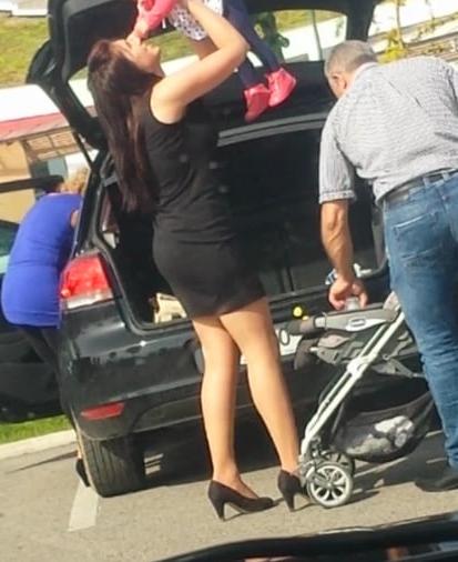 25P sexy young hot mom with mini skirt hot ass high heels