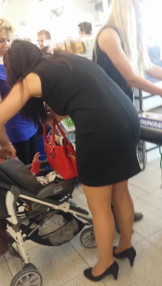 25P sexy young hot mom with mini skirt hot ass high heels