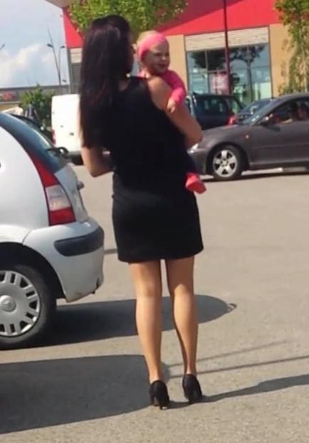 25P sexy young hot mom with mini skirt hot ass high heels