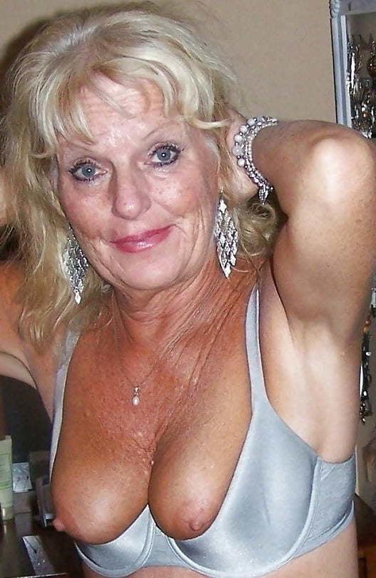 25P GRANNIES and MATURES