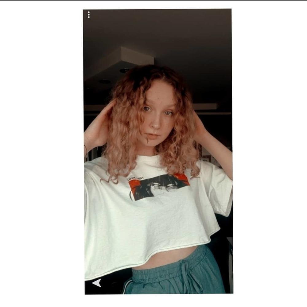 16P This hot teen slut will make you hard and cum so fast