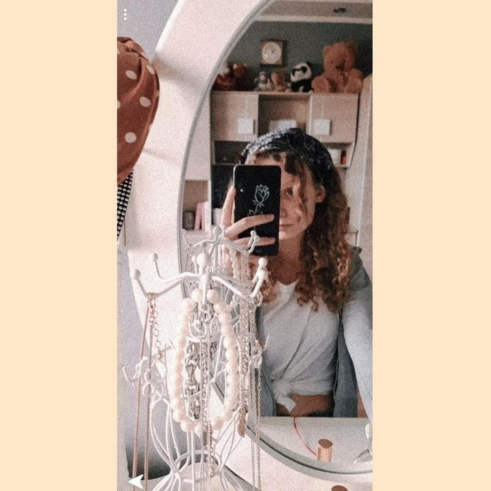 16P This hot teen slut will make you hard and cum so fast