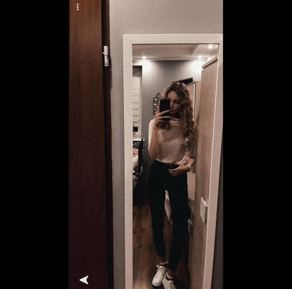 16P This hot teen slut will make you hard and cum so fast