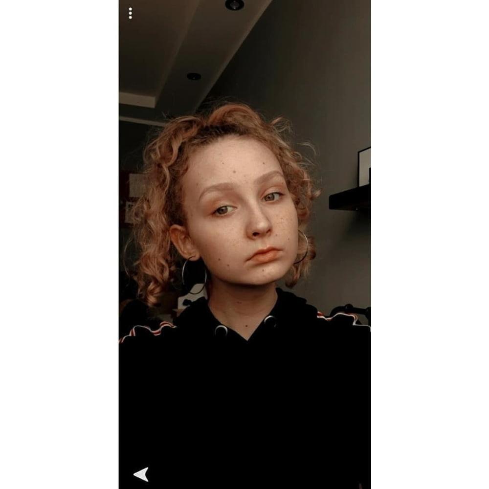 16P This hot teen slut will make you hard and cum so fast