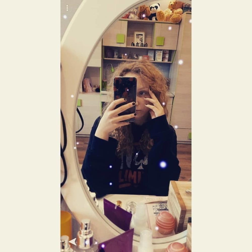 16P This hot teen slut will make you hard and cum so fast