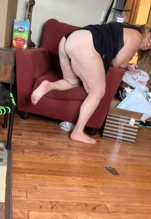 5P Beautiful BBW mom