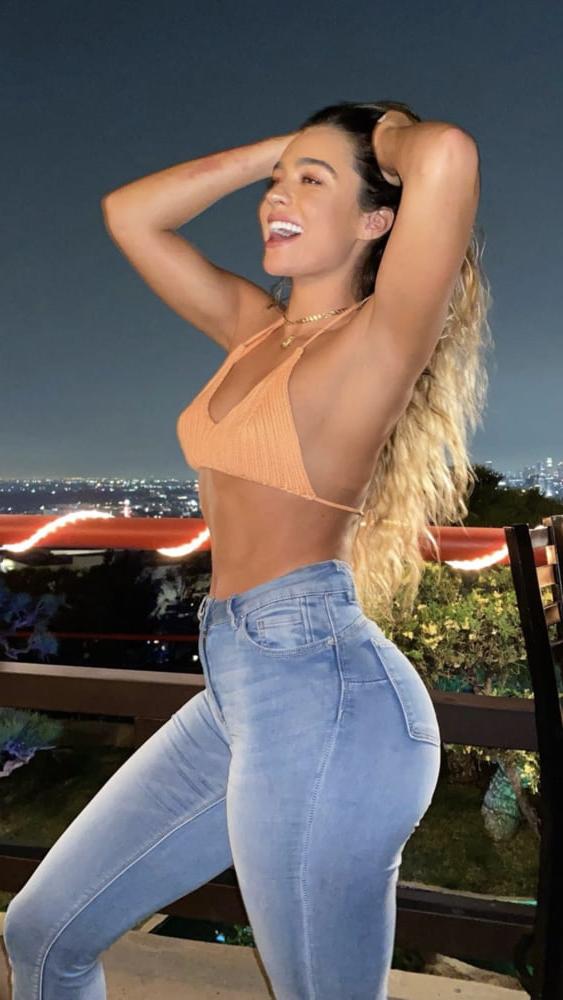 22P SOMMER RAY NEEDS SOME CUM