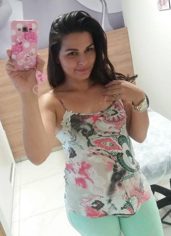 12P Puta safada