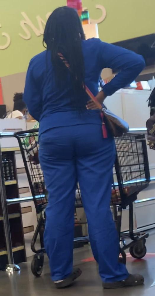 25P New candid booty