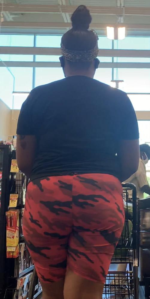 25P New candid booty