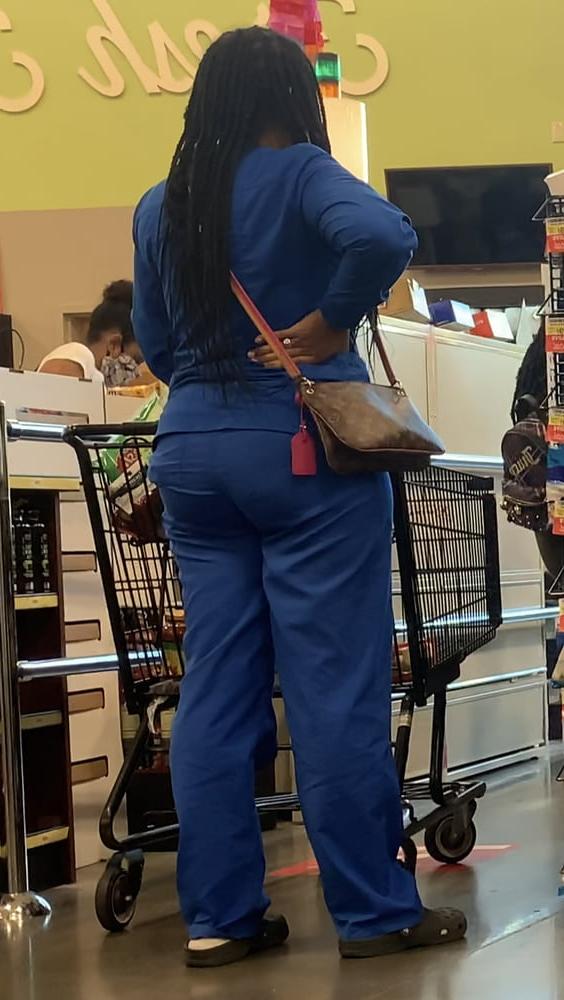 25P New candid booty