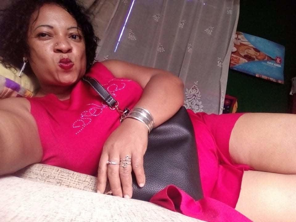 25P Michaella 40 ans