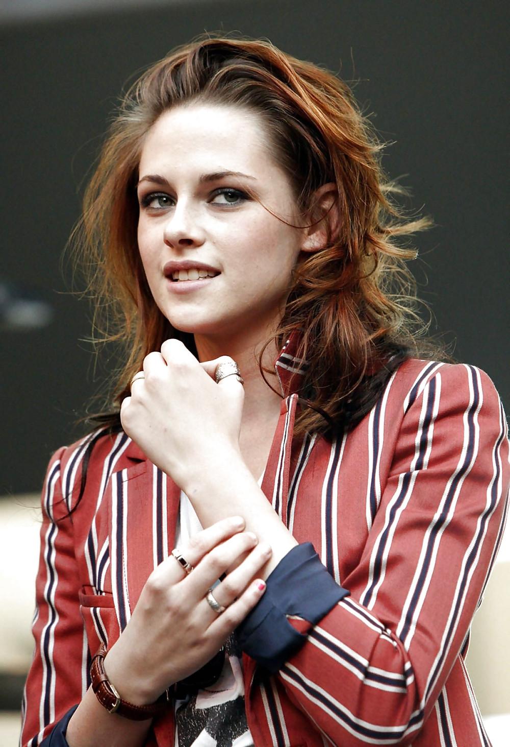 25P Kristen Stewart