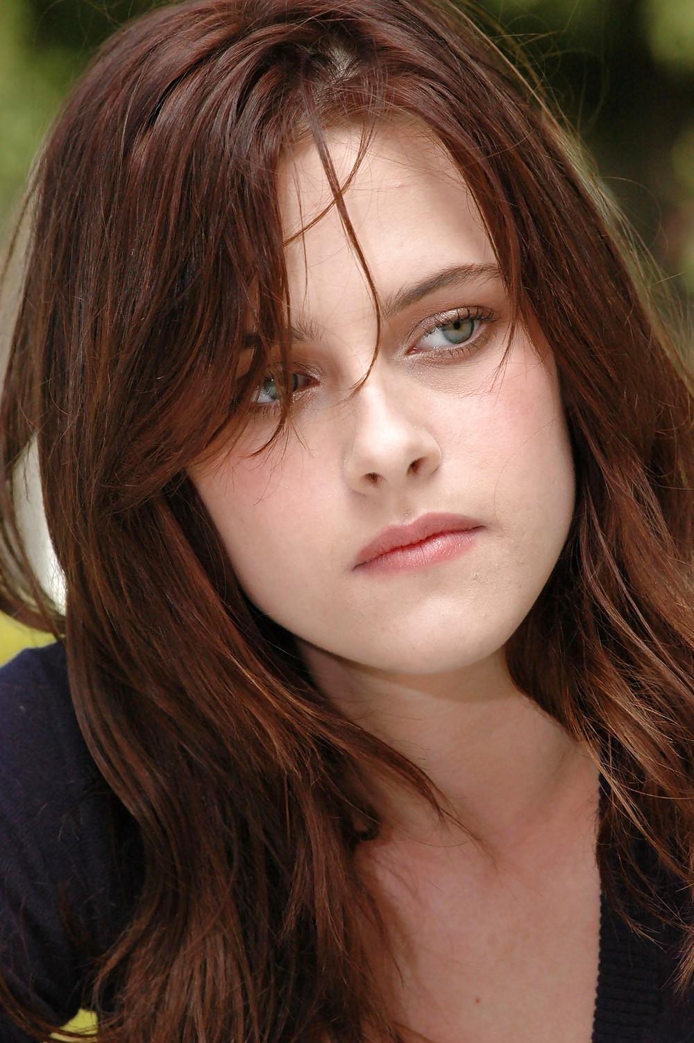 25P Kristen Stewart