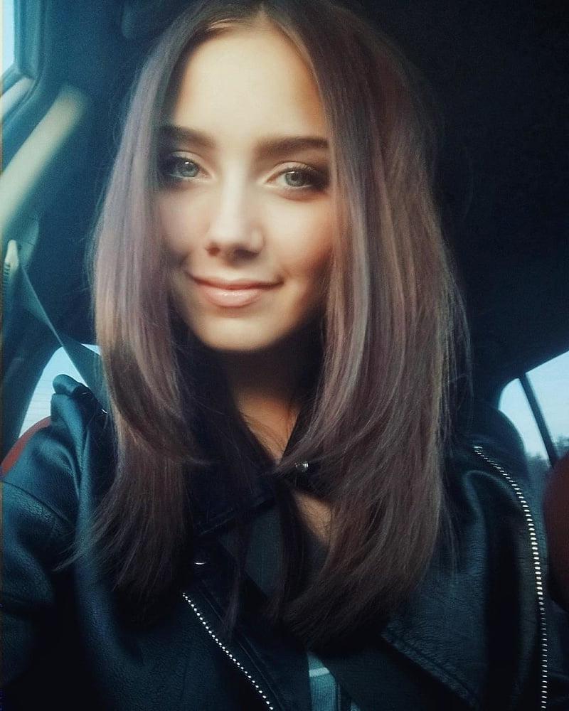 25P My cute face for you guys, I'm sexy and cum thirsty slut