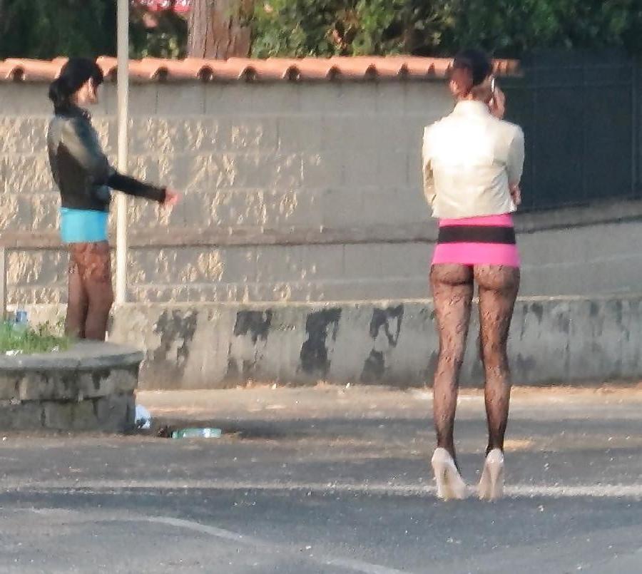 25P Street hookers 7