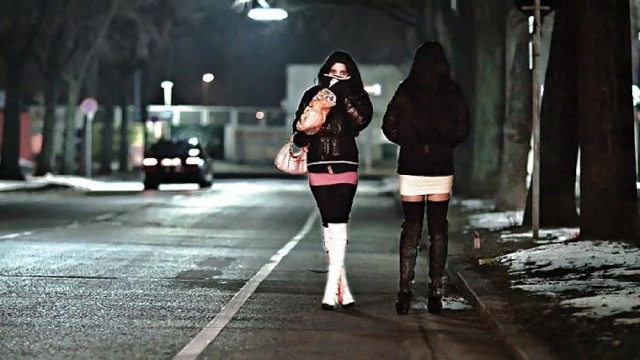 25P Street hookers 7
