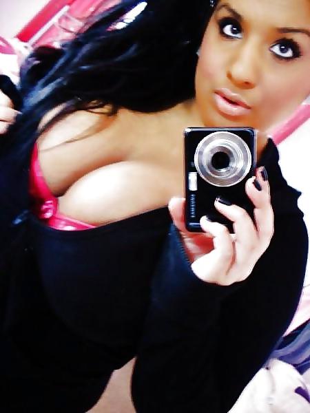 14P Indian or arab girl big Boobs