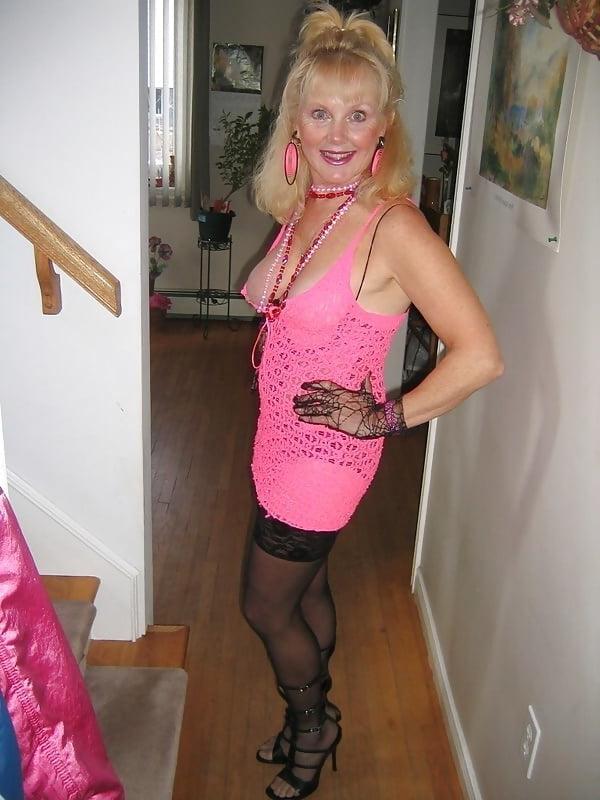 25P MATURES DRESSED LIKE SLUTS 58