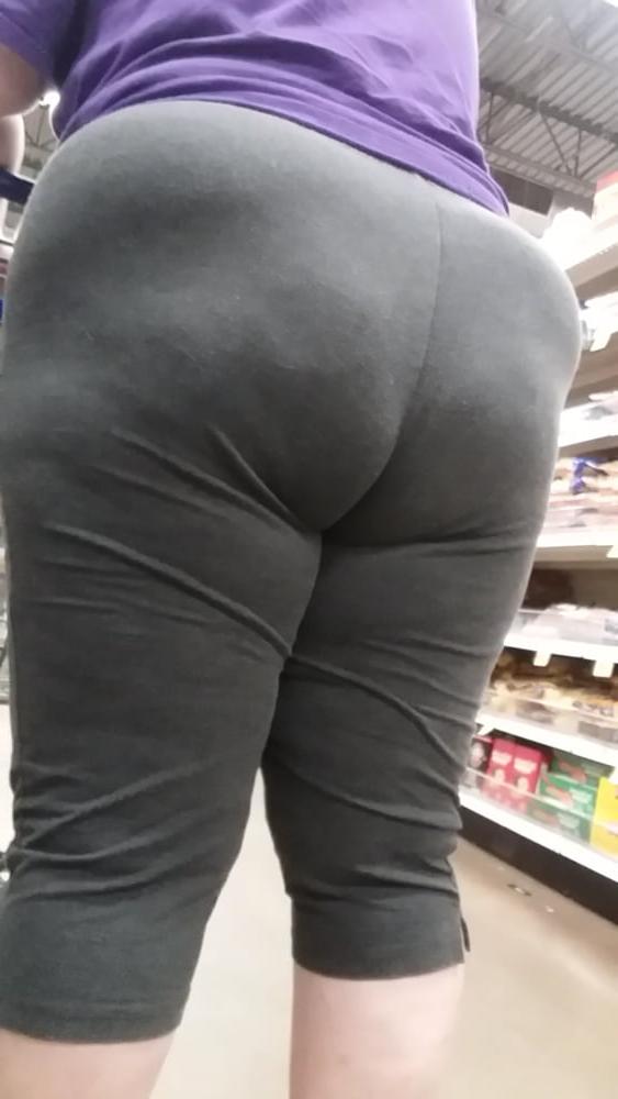 25P Bbw mom phat ass