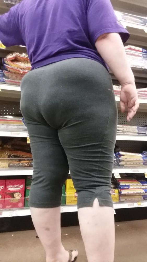 25P Bbw mom phat ass