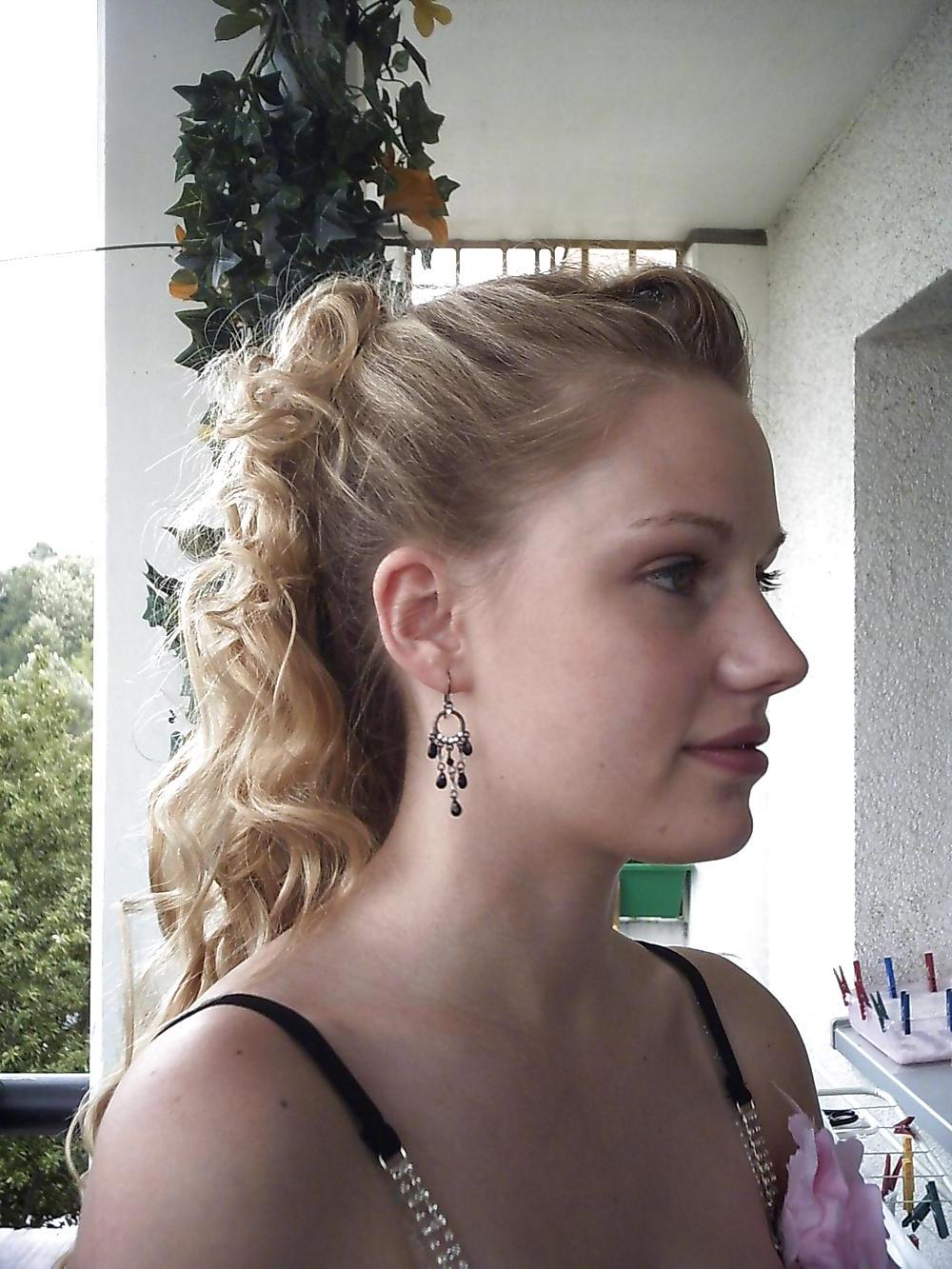 24P GERMAN GIRLS EXPOSED - BEAUTIFUL SUSI