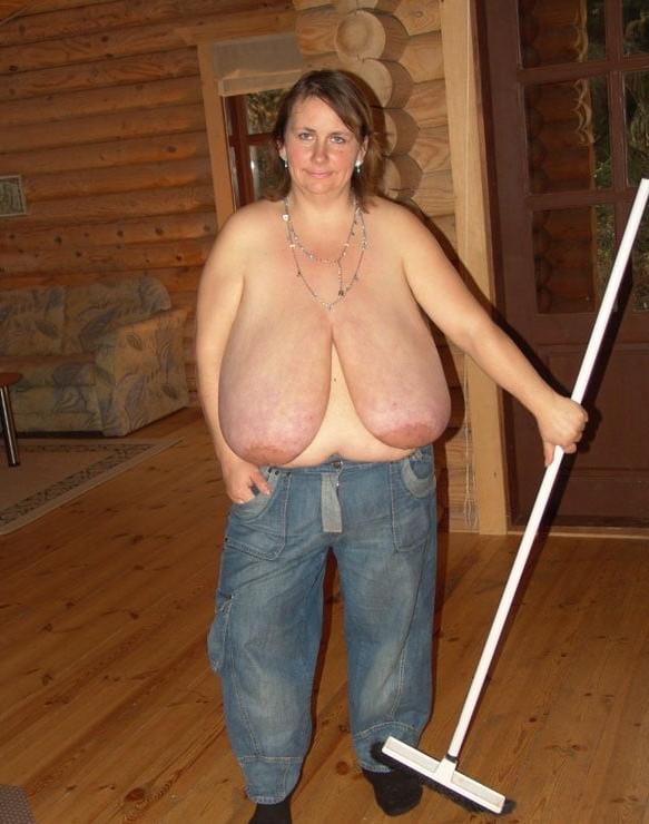 20P Big Boobs Mature 40