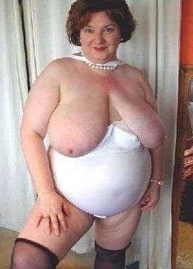 20P Big Boobs Mature 40