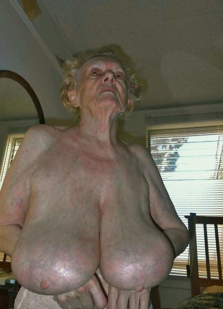 20P Big Boobs Mature 40