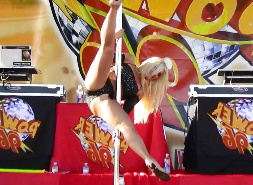 25P Wwe divas & tna knockouts