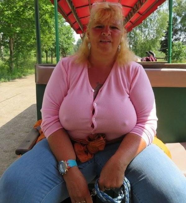 25P Cum target gilf milf mix