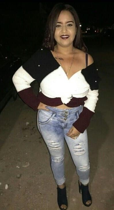 25P Big boobs Karen