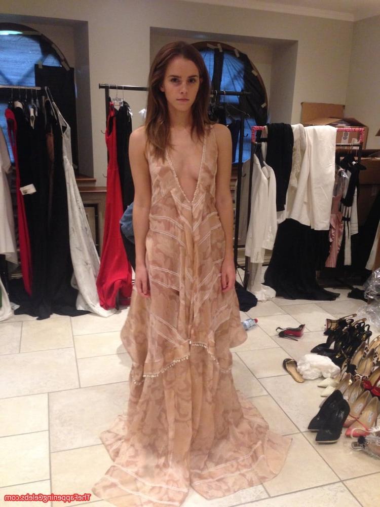 25P Horny Emma Watson - Where would you shoot your cum on her
