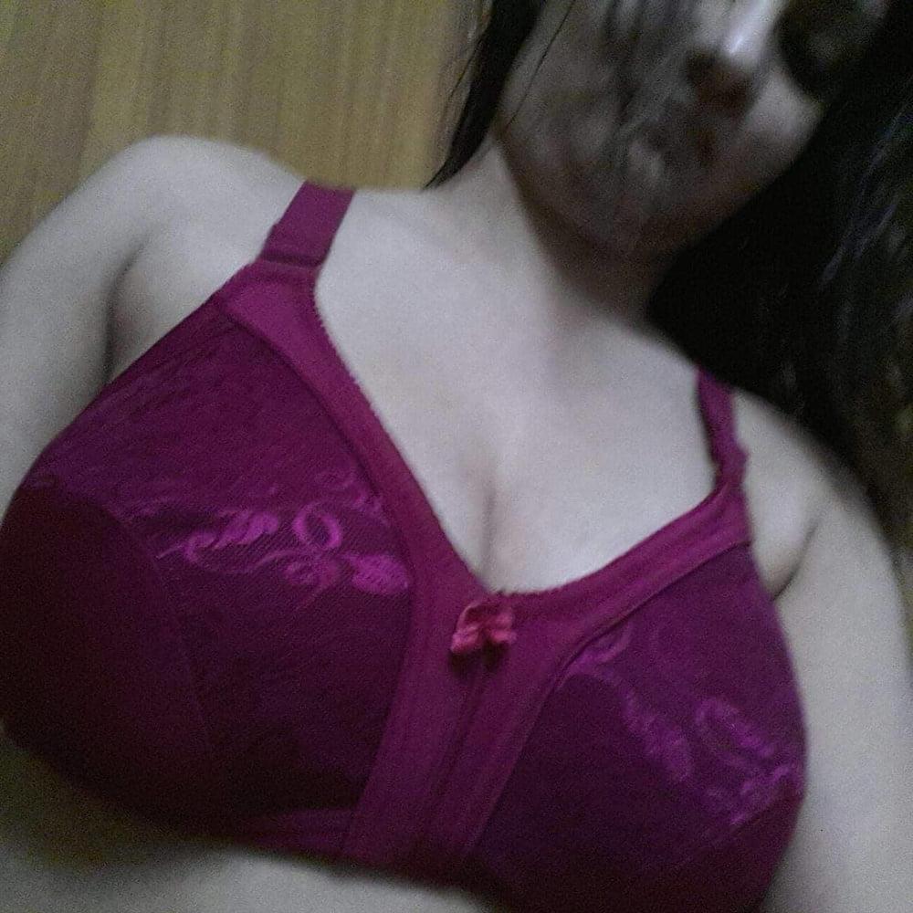 16P Nude Big boobs Traditional desi wife