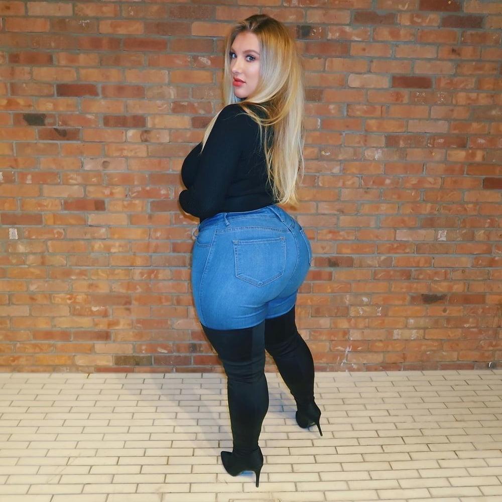 25P Best Big Booty Phat Ass Babes in Blue Jeans by MysteriaCd 4